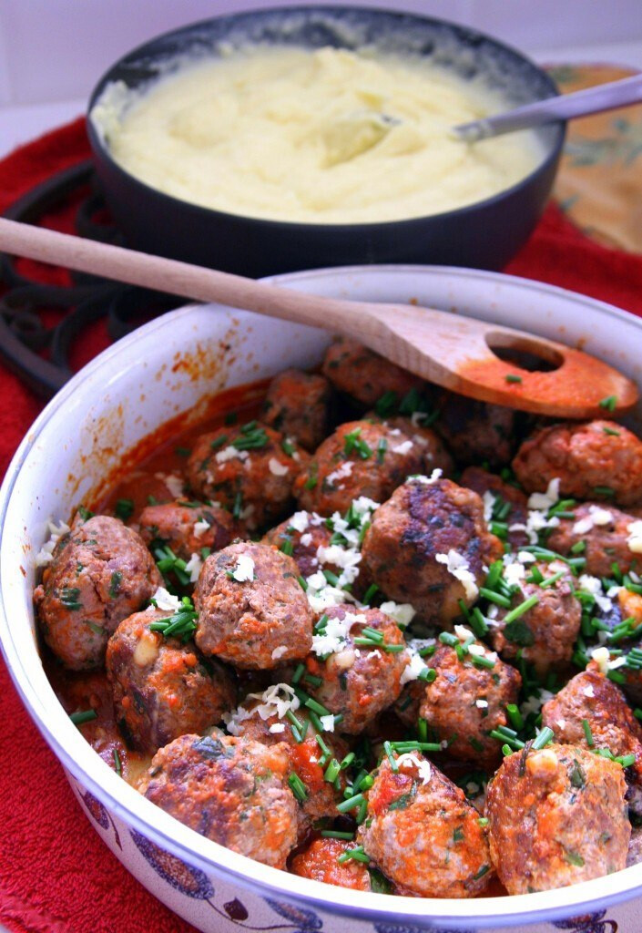 Cheddar meatballs