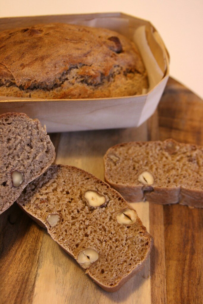 Pain aux noisettes et à la farine de châtaignes