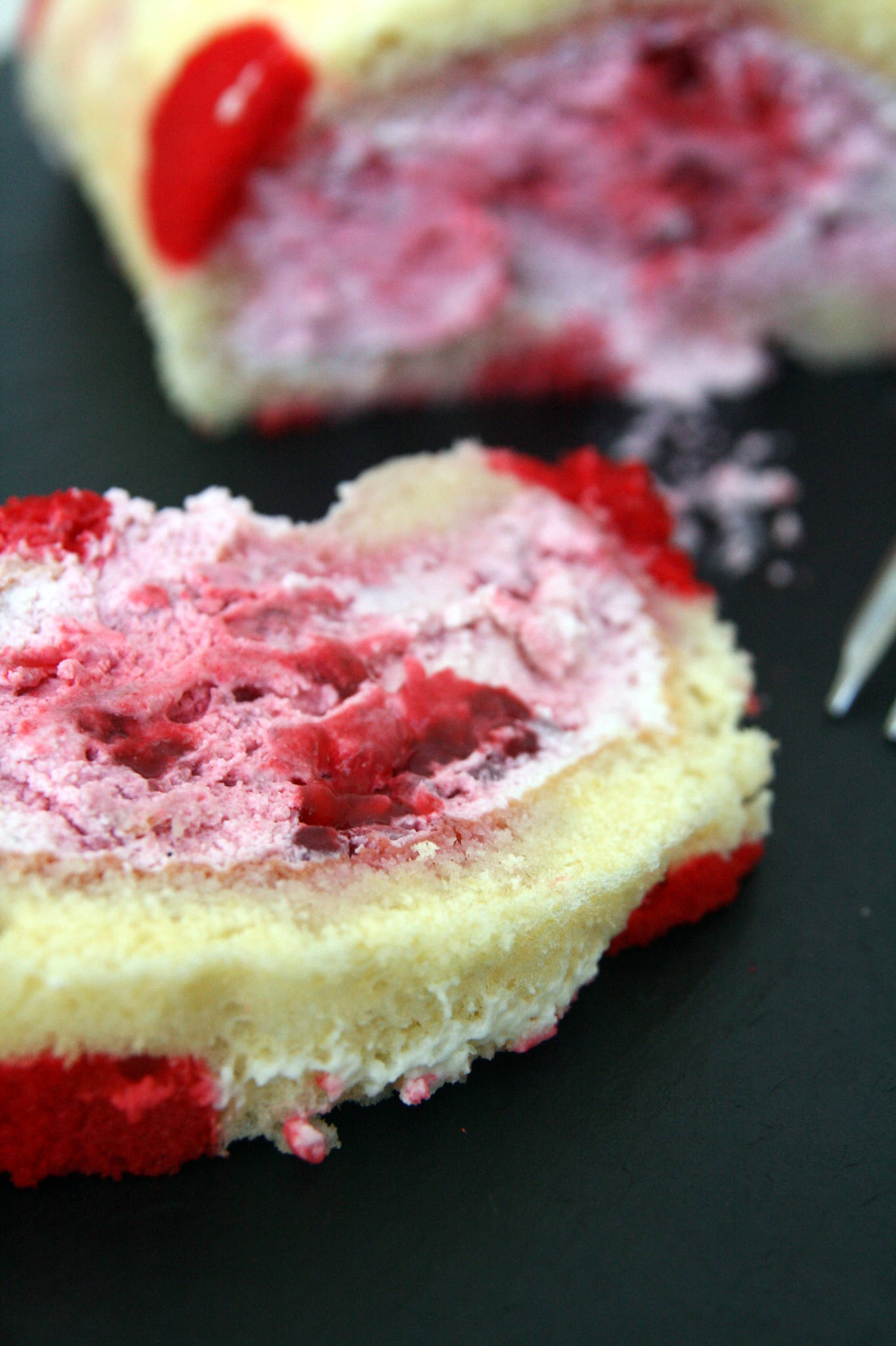 Roulé coccinelle mascarpone et framboise