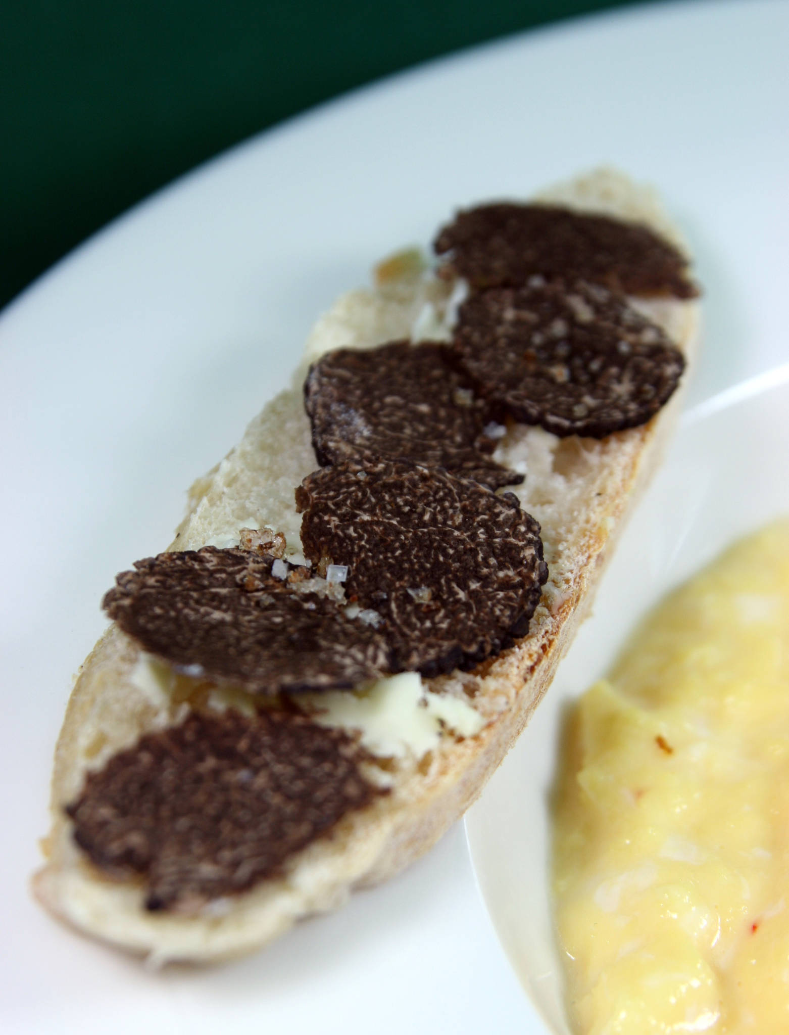 Oeufs brouillés à la truffe