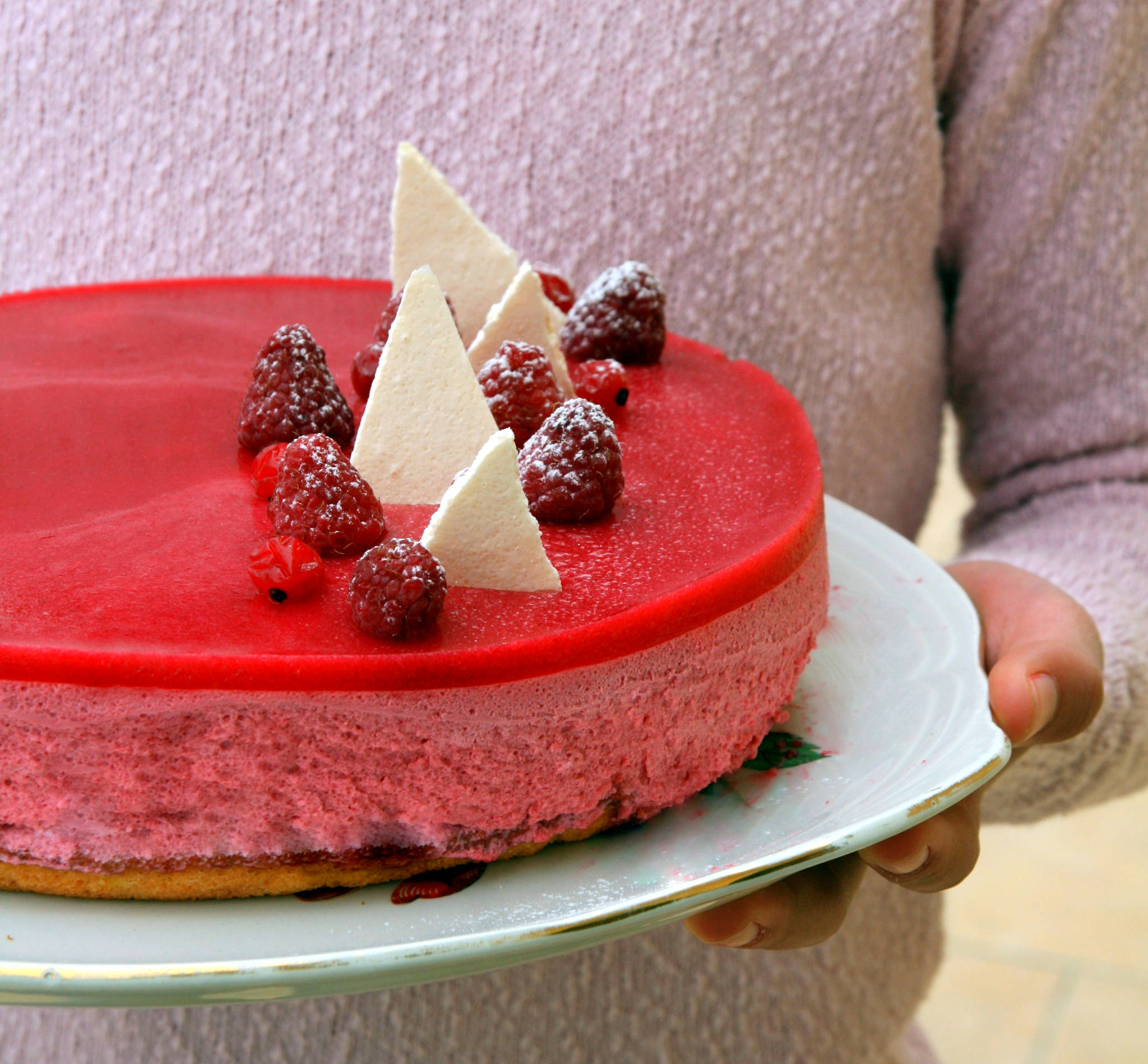 Bavarois à la framboise, miroir aux groseilles