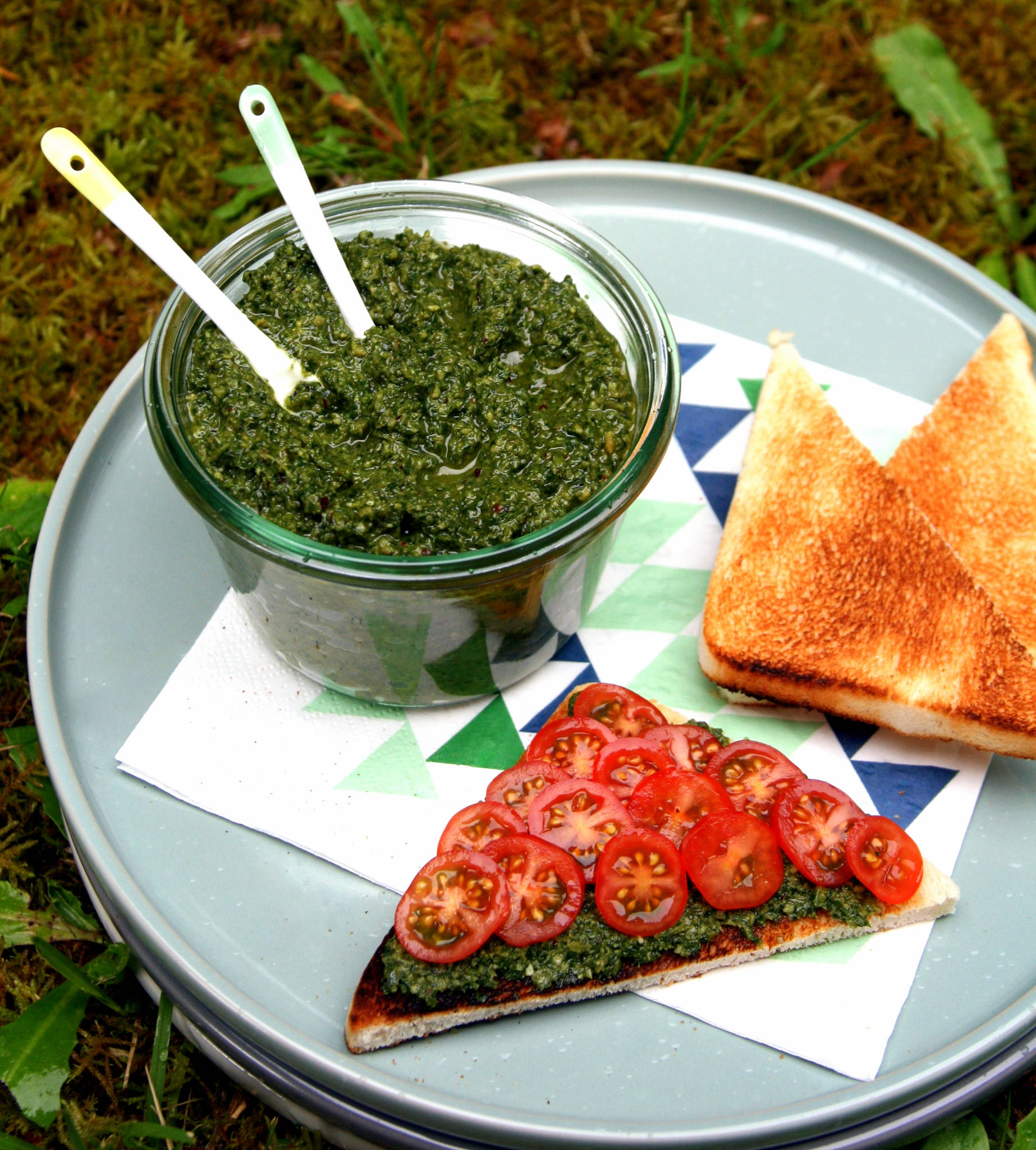 Pesto de fanes de carottes