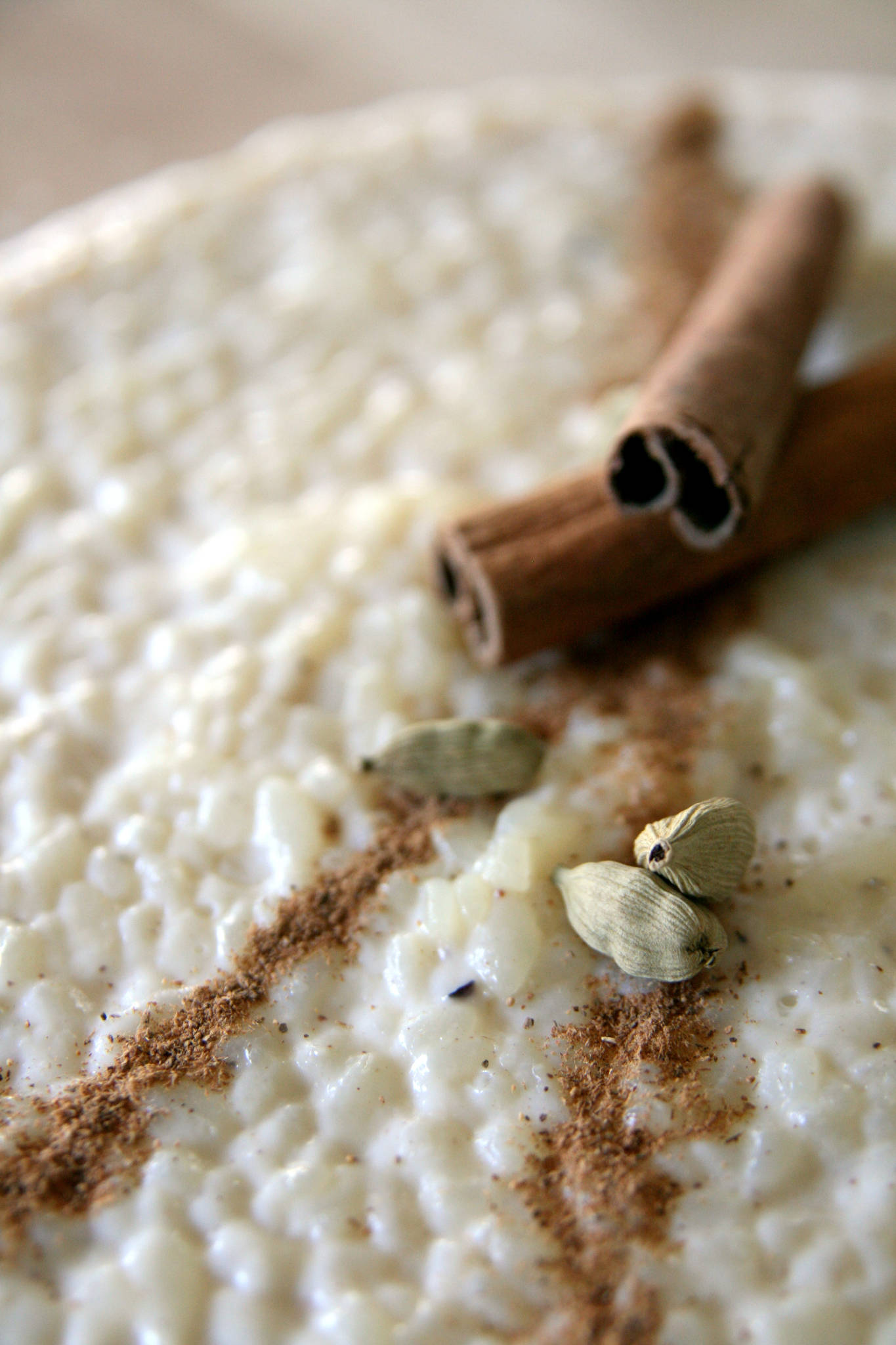 Riz au lait à la cardamome et à la cannelle