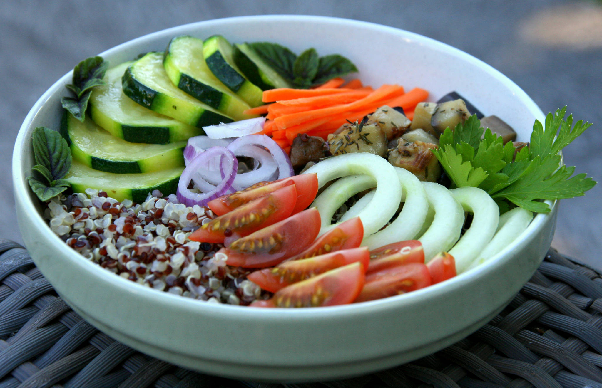 Veggie quinoa bowl