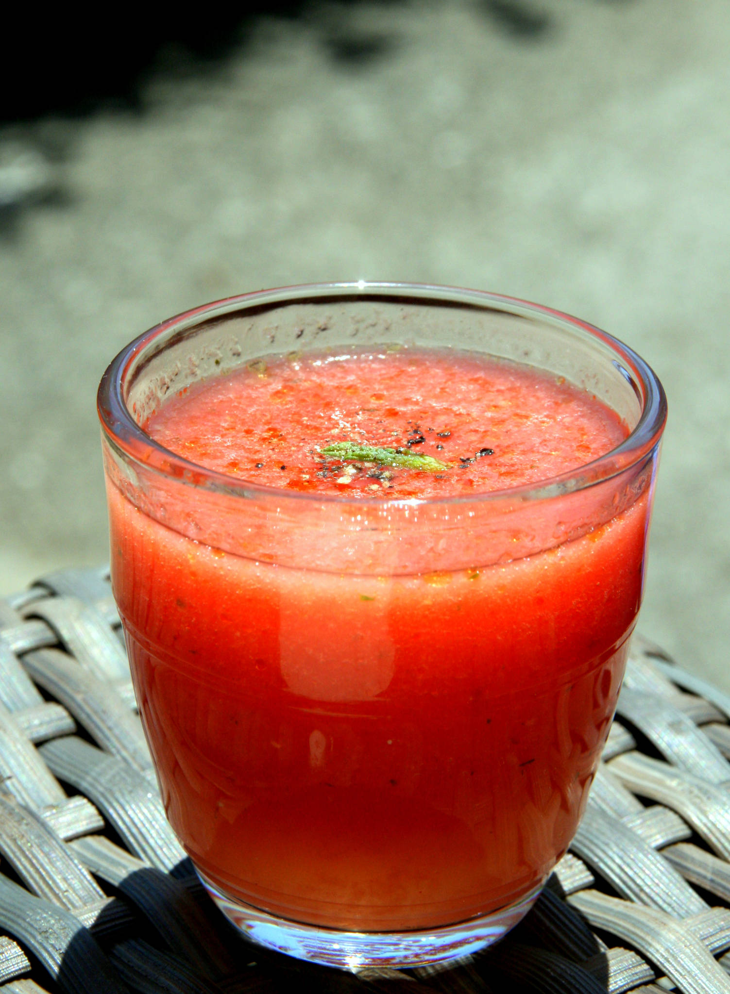 Gaspacho de pastèque à la menthe