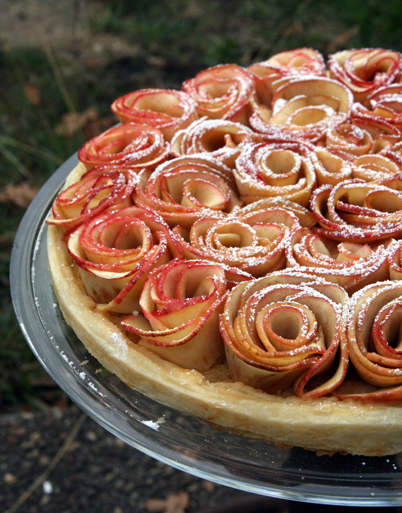 Tarte aux pommes bouquet de roses à la crème d'amandes