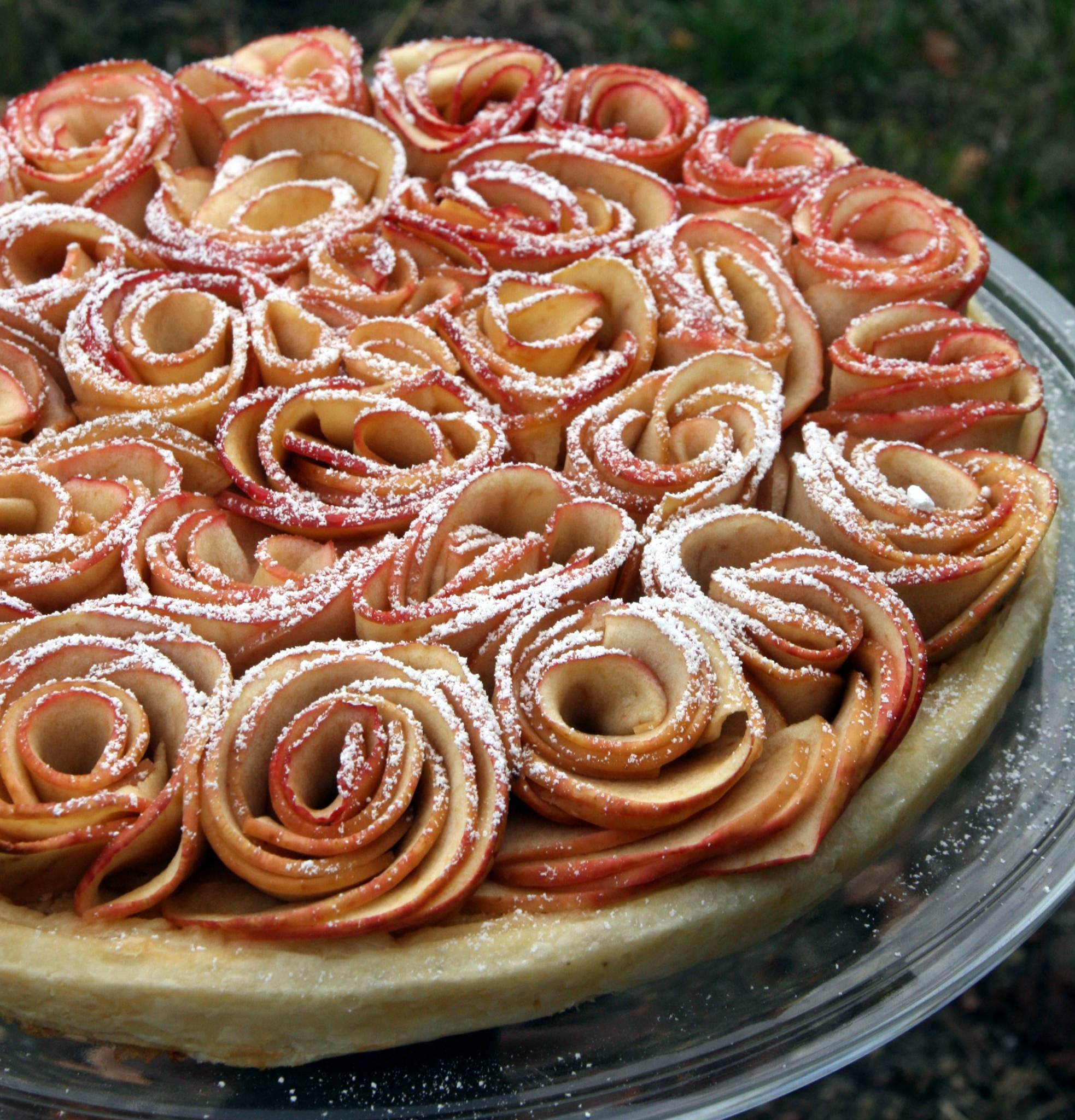 Tarte aux pommes bouquet de roses à la crème d'amandes