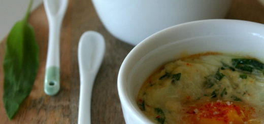 Oeufs cocotte à l'ail des ours