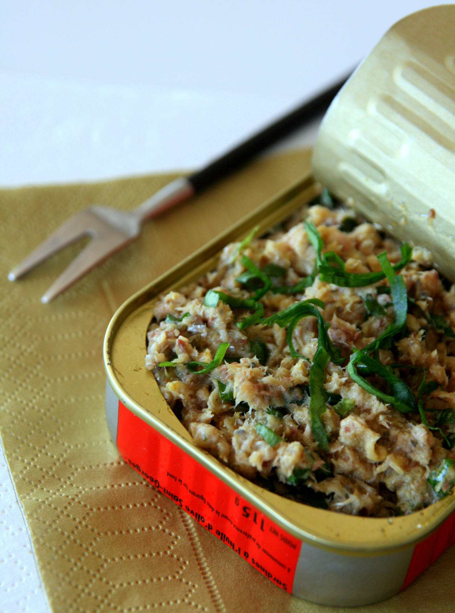 Sardines au curry et à l'ail des ours