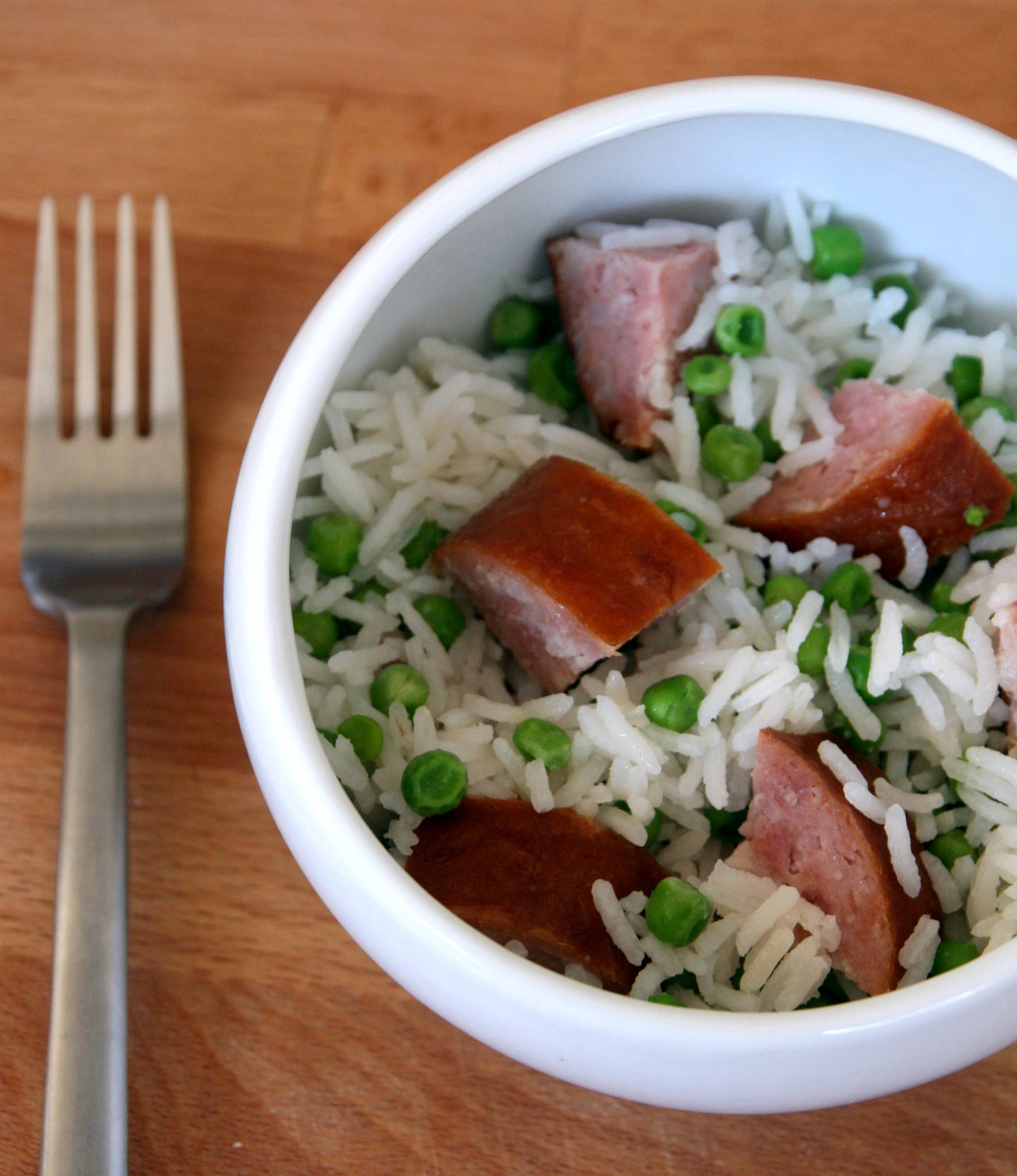 Basmati à la saucisse de Morteau et aux petits pois