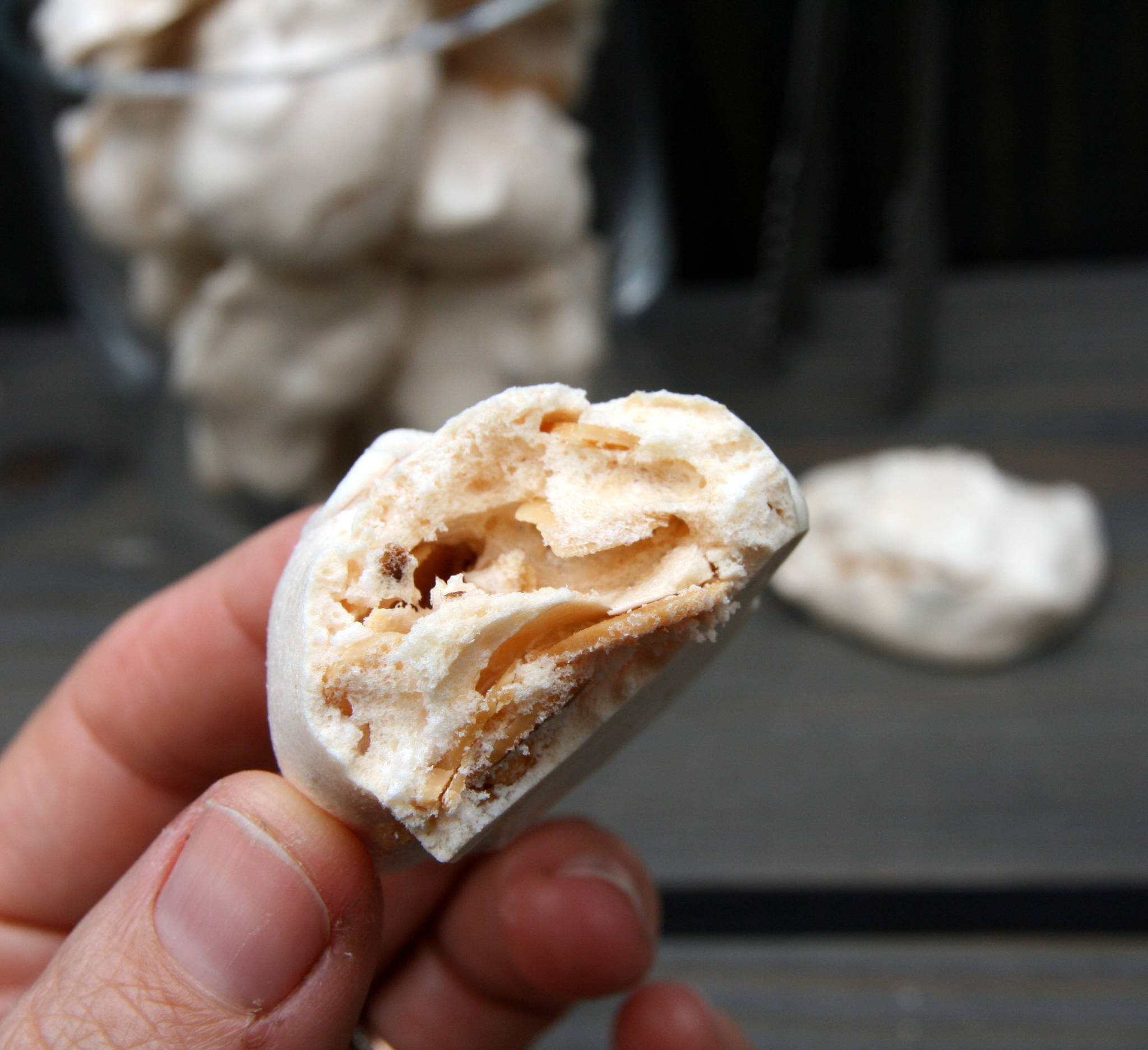 Meringues aux amandes