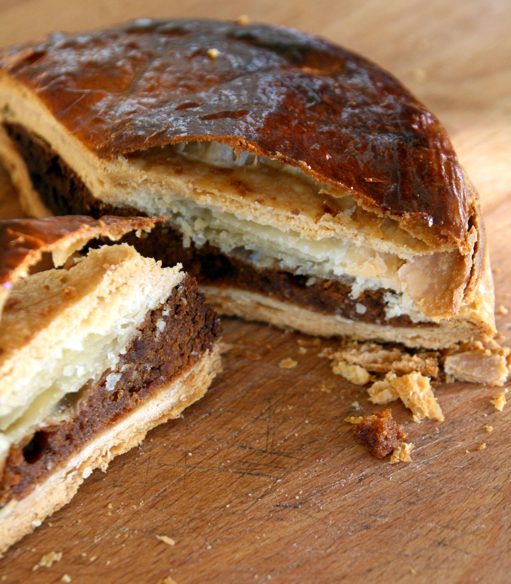 Galette aux amandes caramélisées