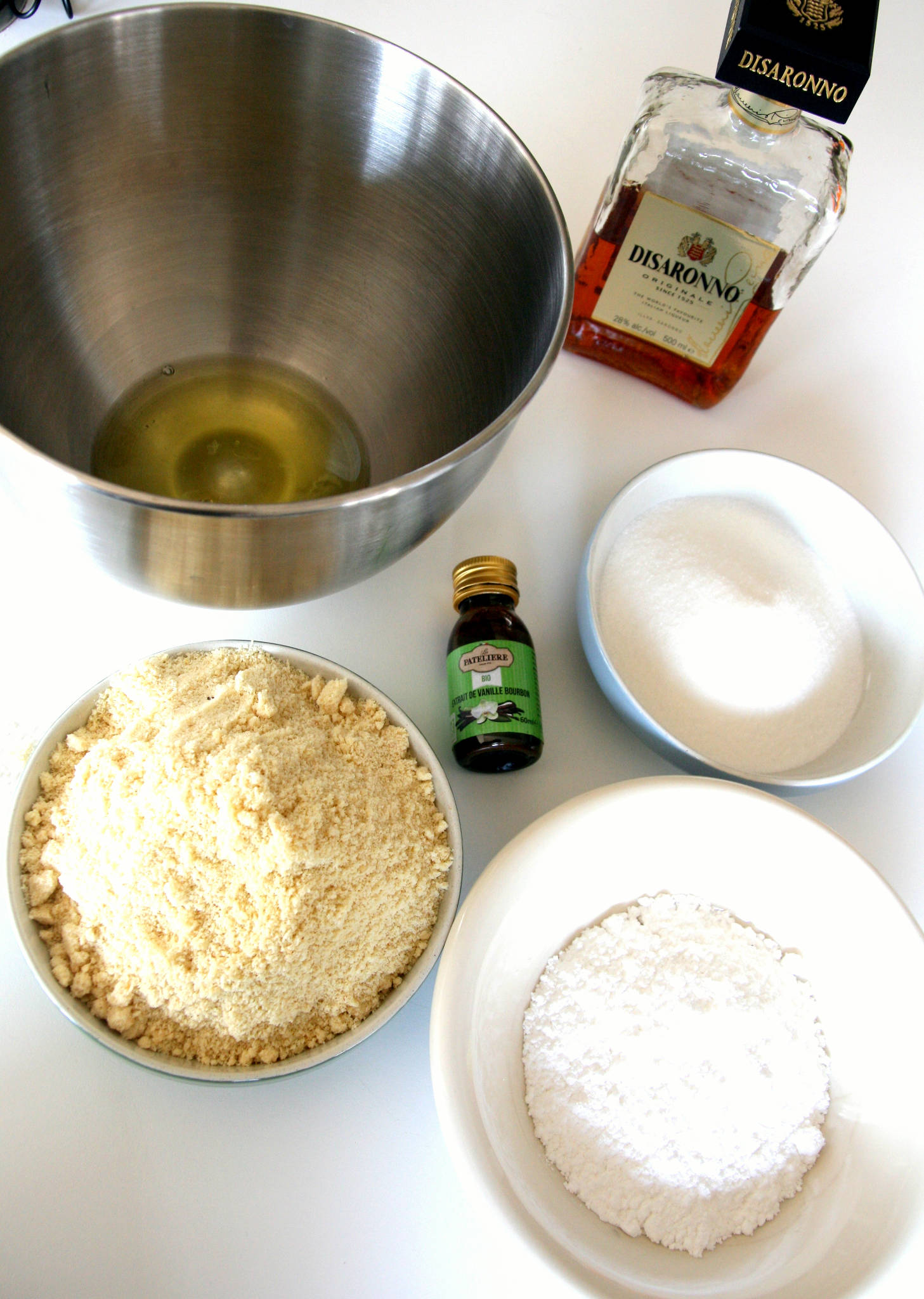 Amaretti au cœur moelleux