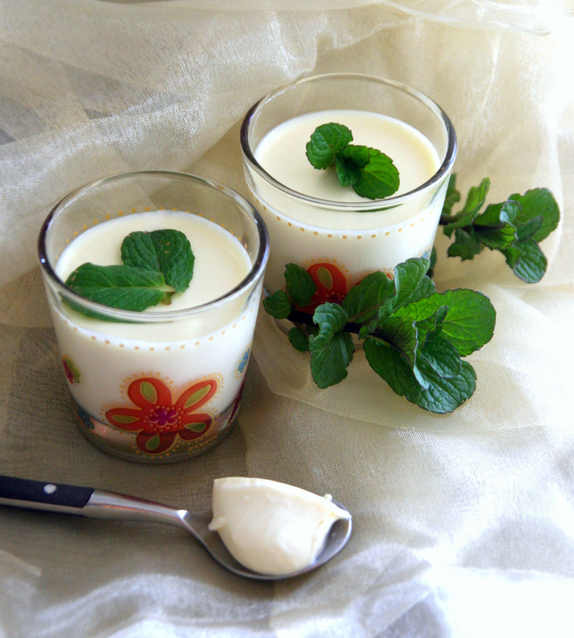 Panna cotta au thé vert à la menthe