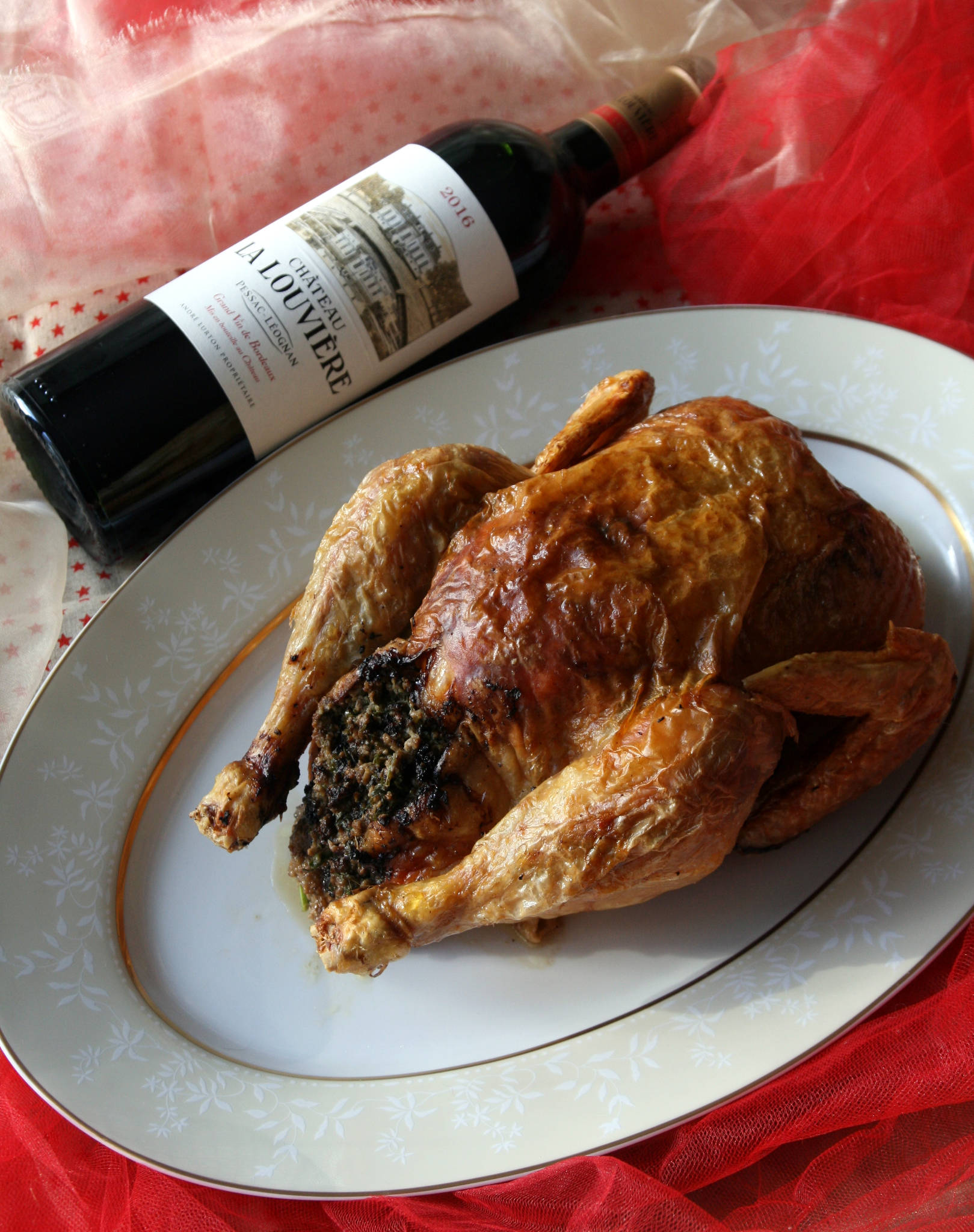 Poularde farcie au foie gras, Château La Louvière rouge 2016