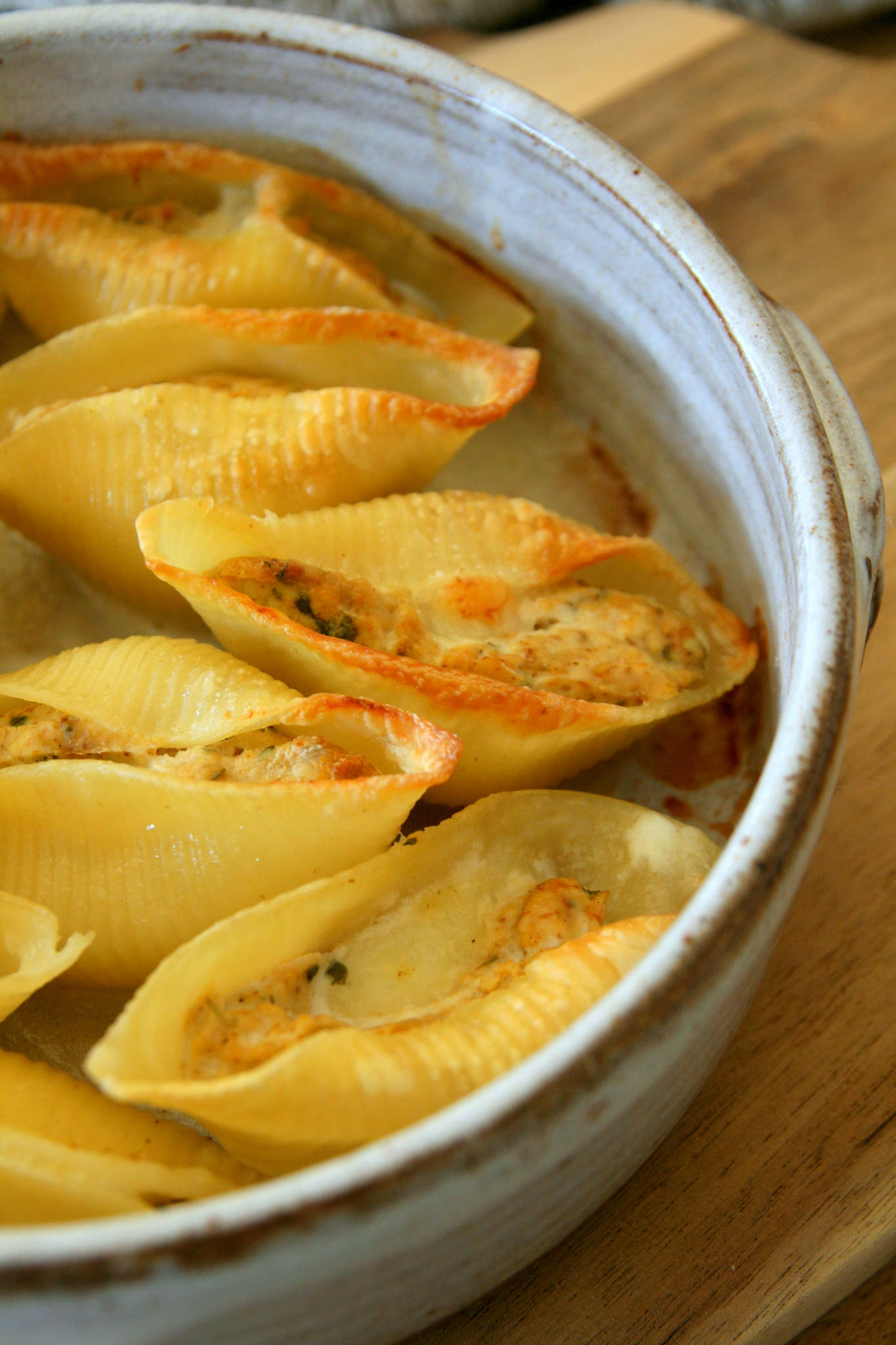 Conchiglie farcies au poulet et au curry