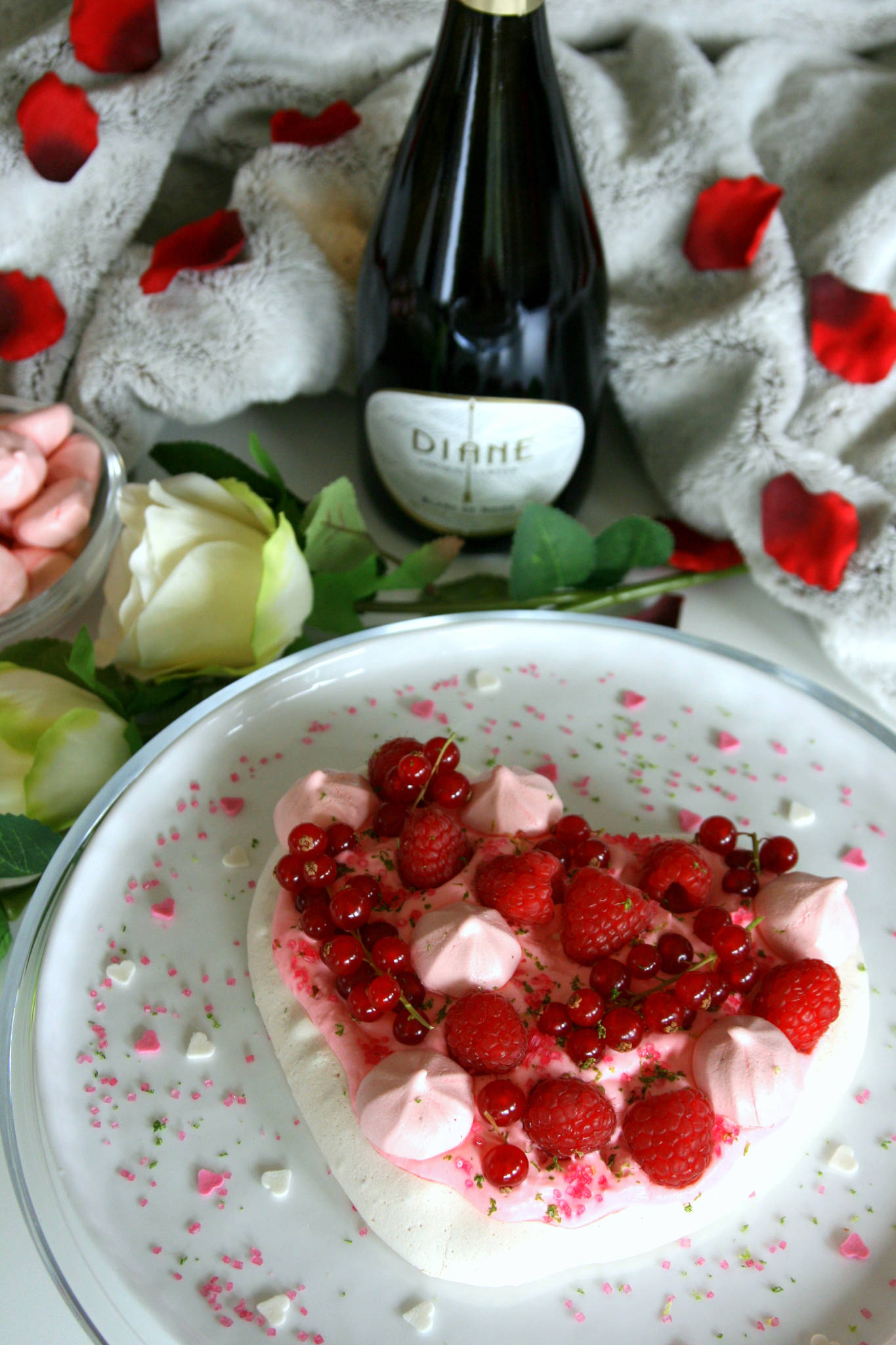 Pavlova en amoureux à la framboise et à la rose, Diane Blanc de Noir extra brut