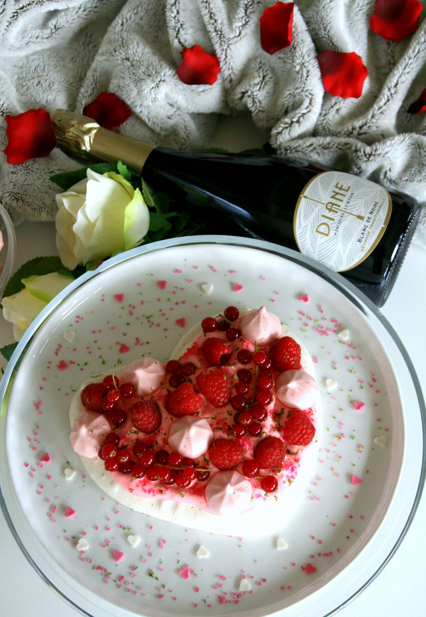 Pavlova en amoureux à la framboise et à la rose, Diane Blanc de Noir extra brut