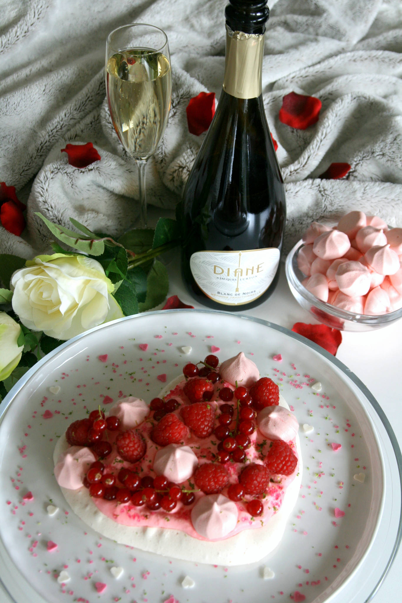 Pavlova en amoureux à la framboise et à la rose, Diane Blanc de Noir extra brut