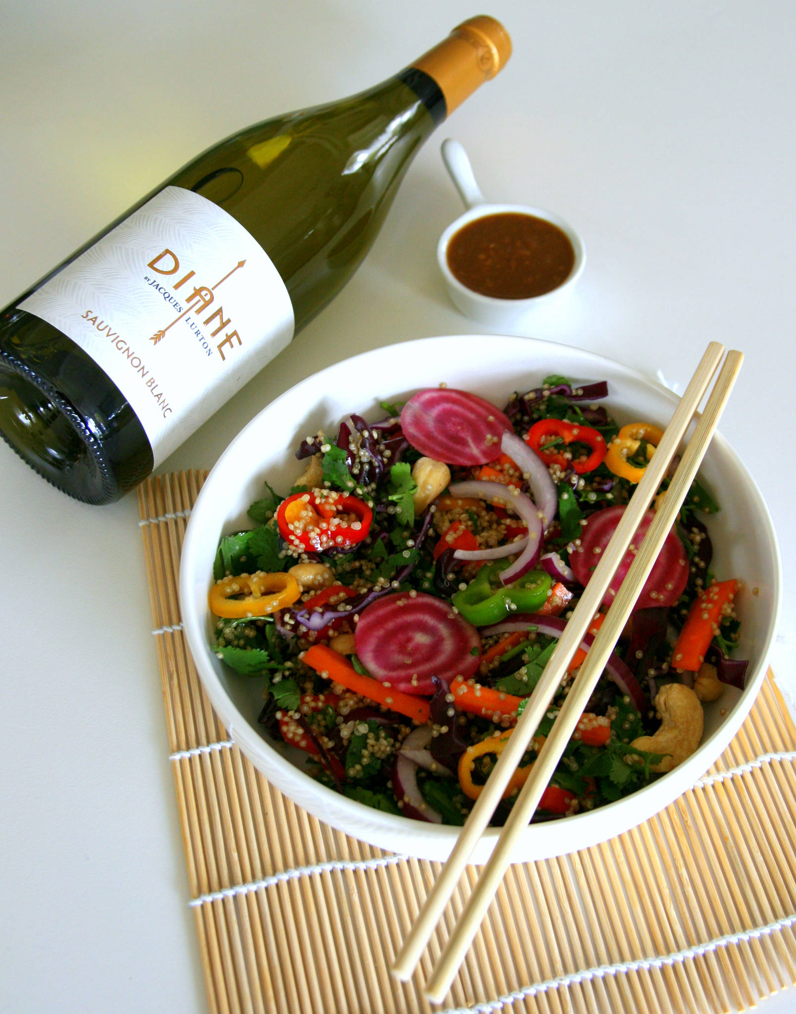 Salade de quinoa aux saveurs thaï, Diane Sauvignon blanc 2020