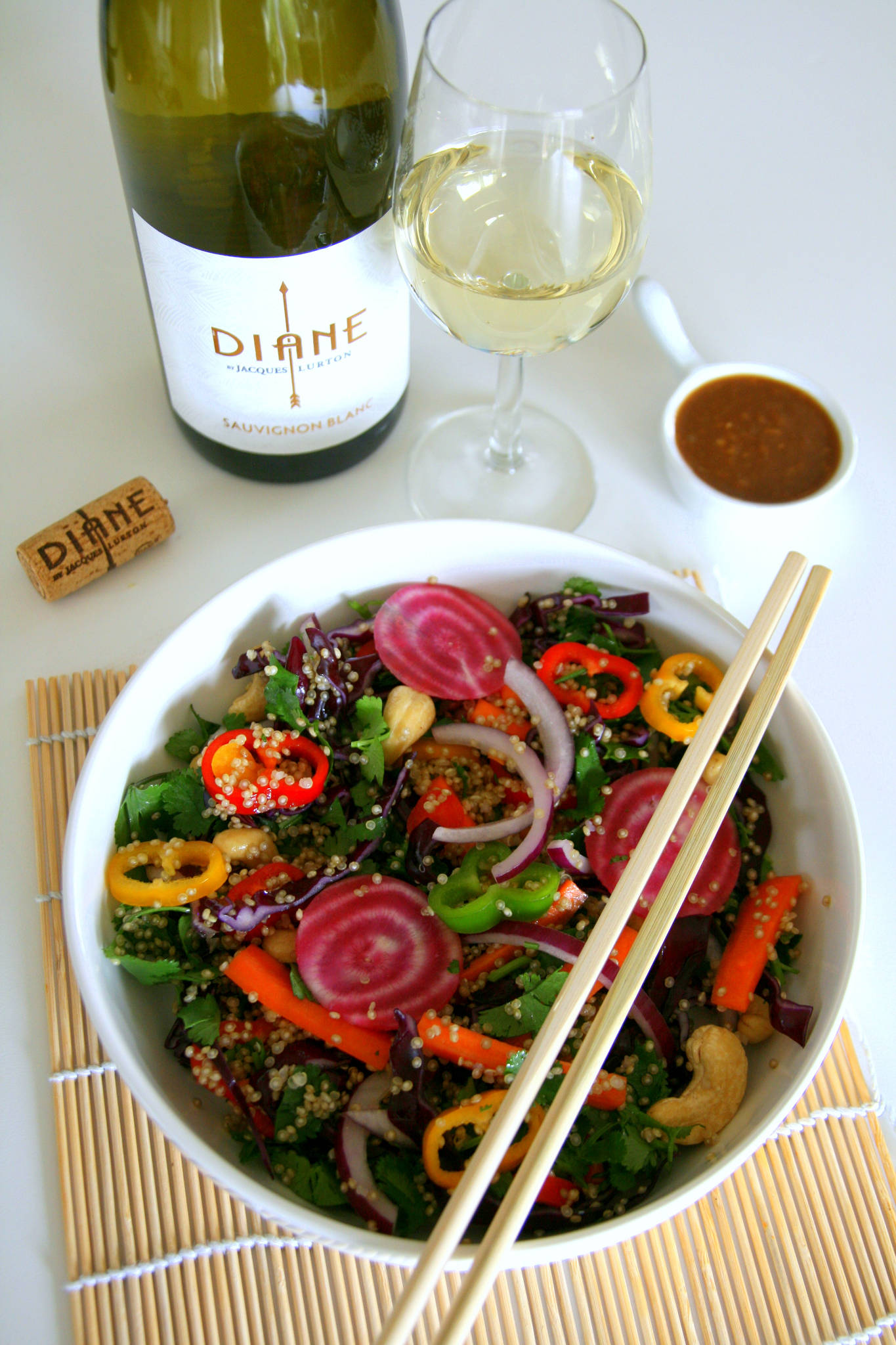 Salade de quinoa aux saveurs thaï, Diane Sauvignon blanc 2020