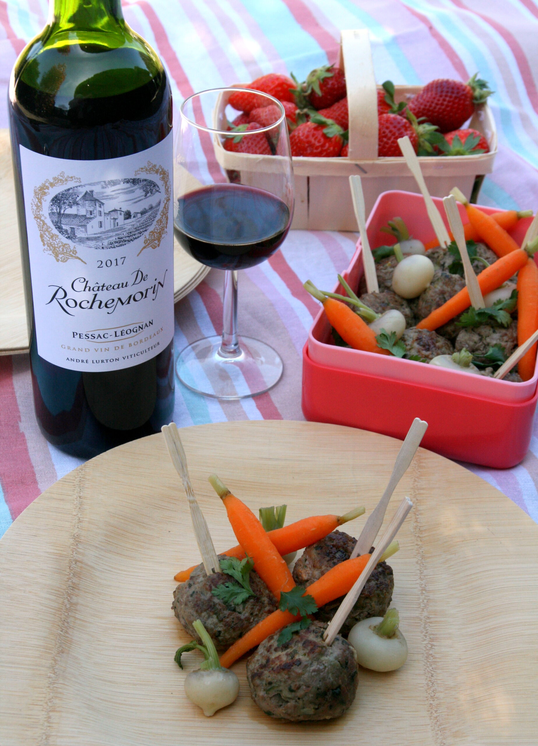 Boulettes de boeuf et de veau, petits légumes printaniers, Château de Rochemorin rouge 2017