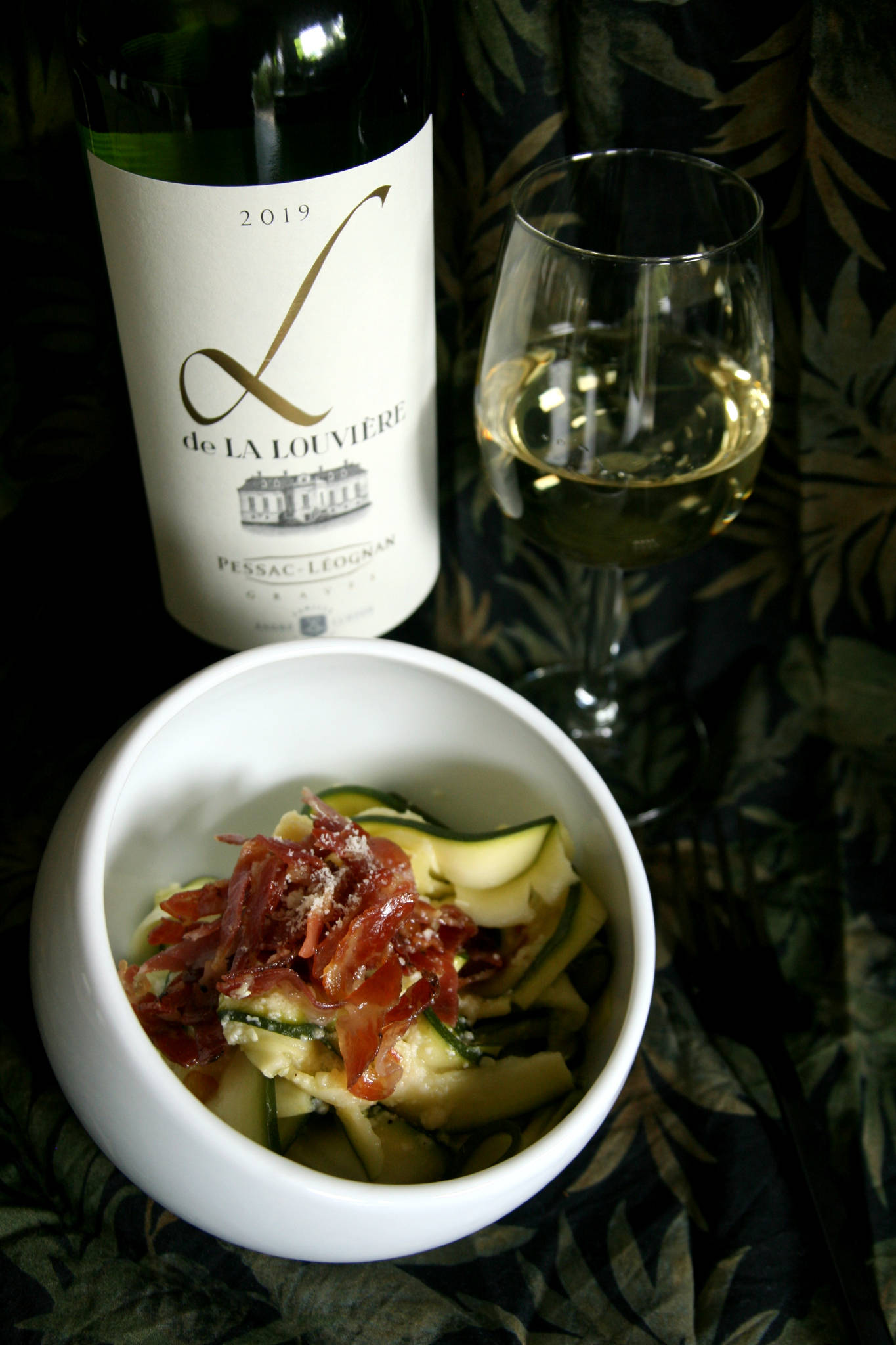 Tagliatelles de courgette à la carbonara, L de La Louvière blanc 2019