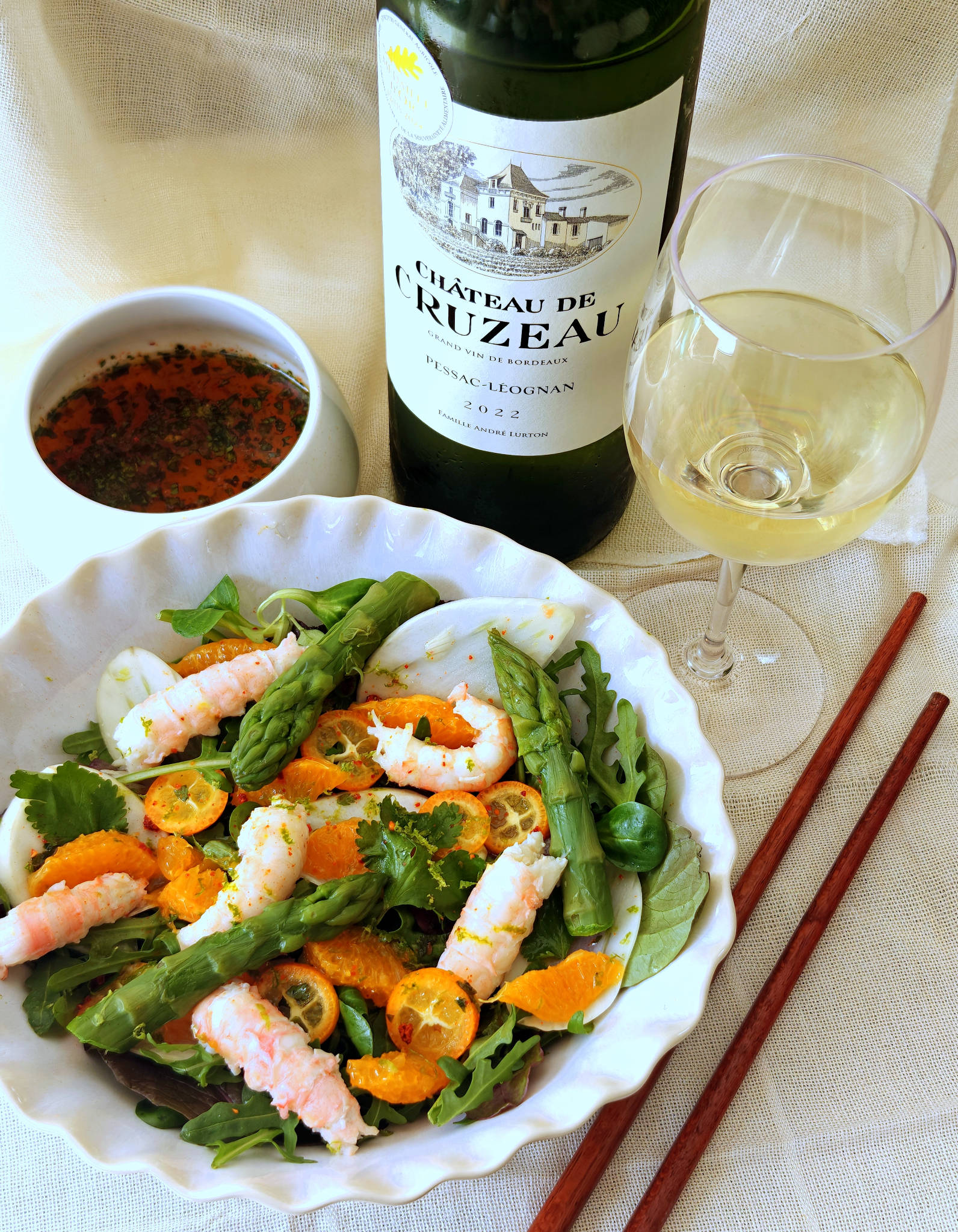Salade fraîche de langoustines aux agrumes, Château de Cruzeau blanc 2022