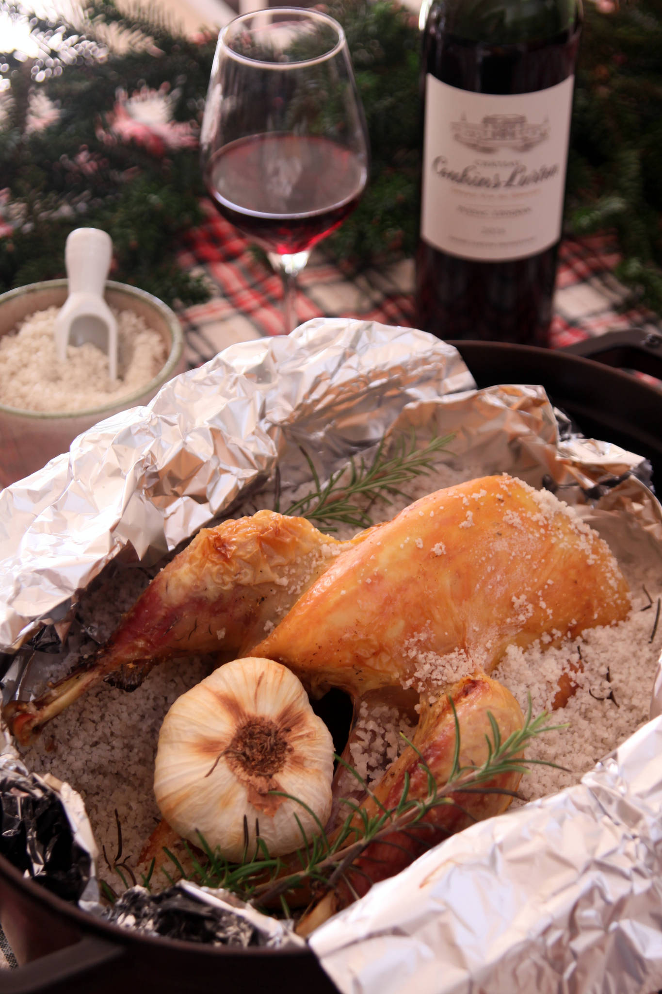 Pintade en croûte de sel, Château Couhins-Lurton rouge 2016